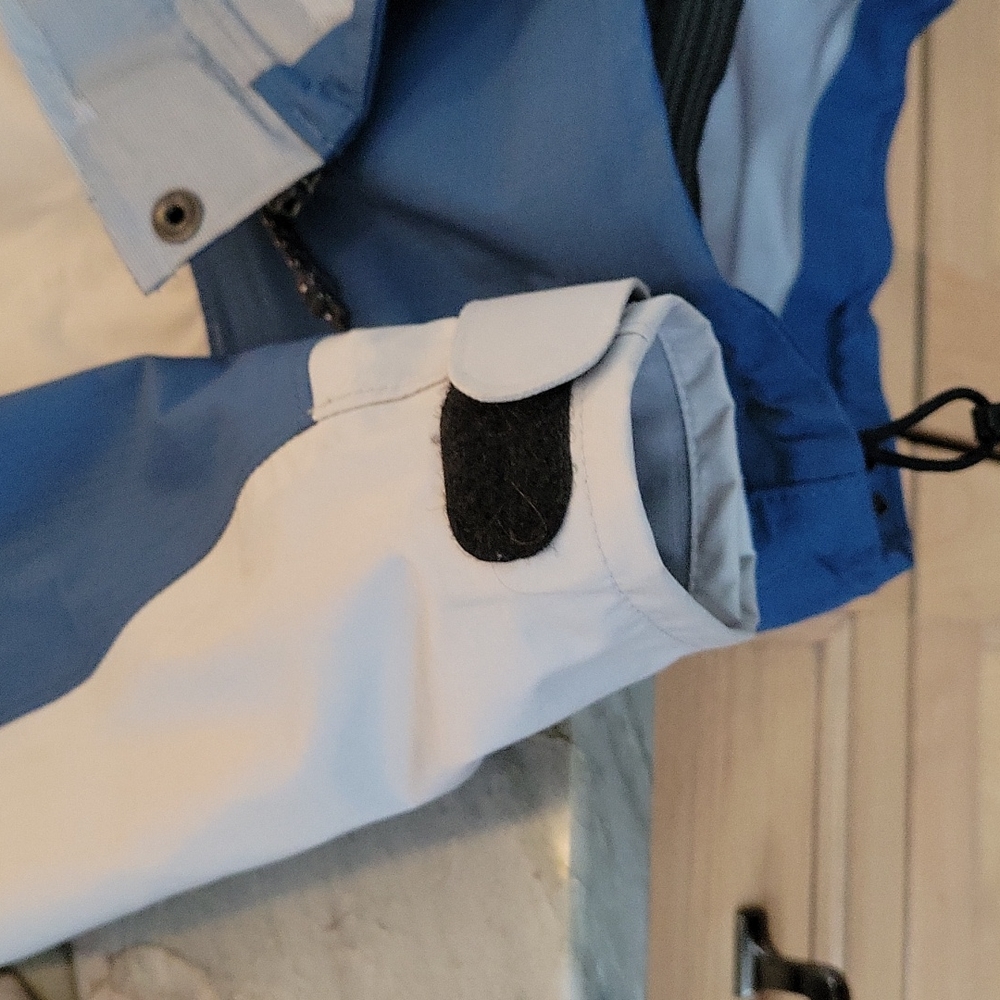 Mountain Hardware Jacket - image 5